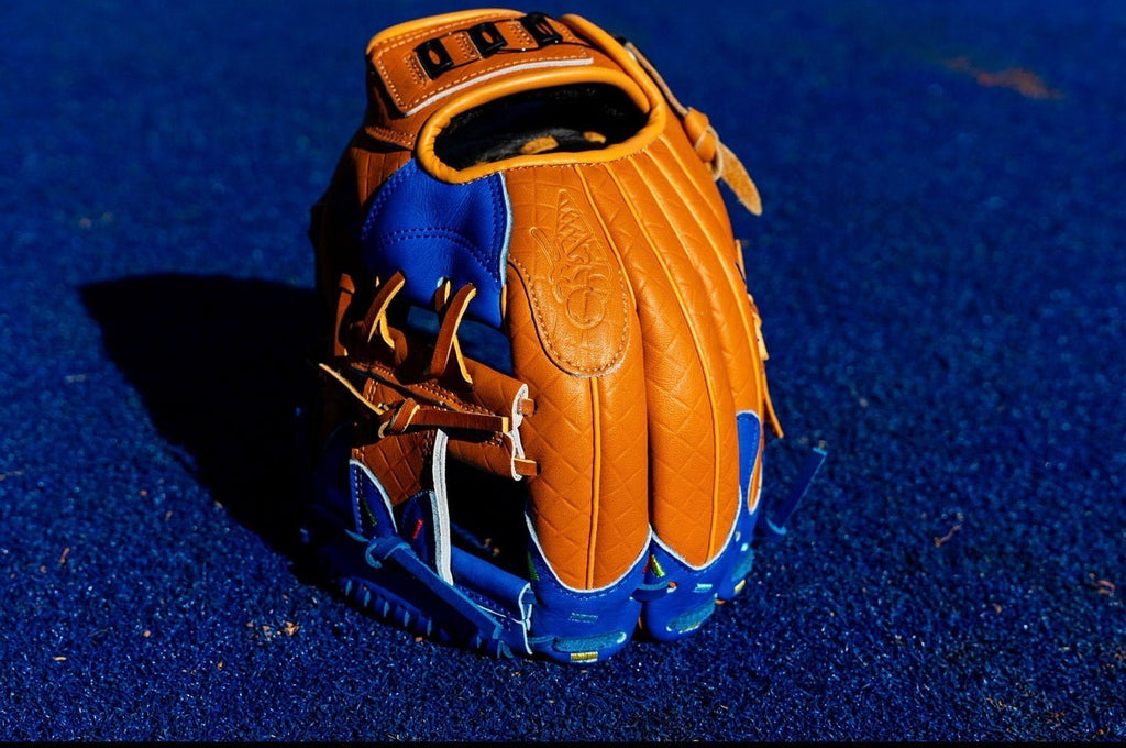 Youth Ball Glove - Ice Cream glove (Blue Razberry)